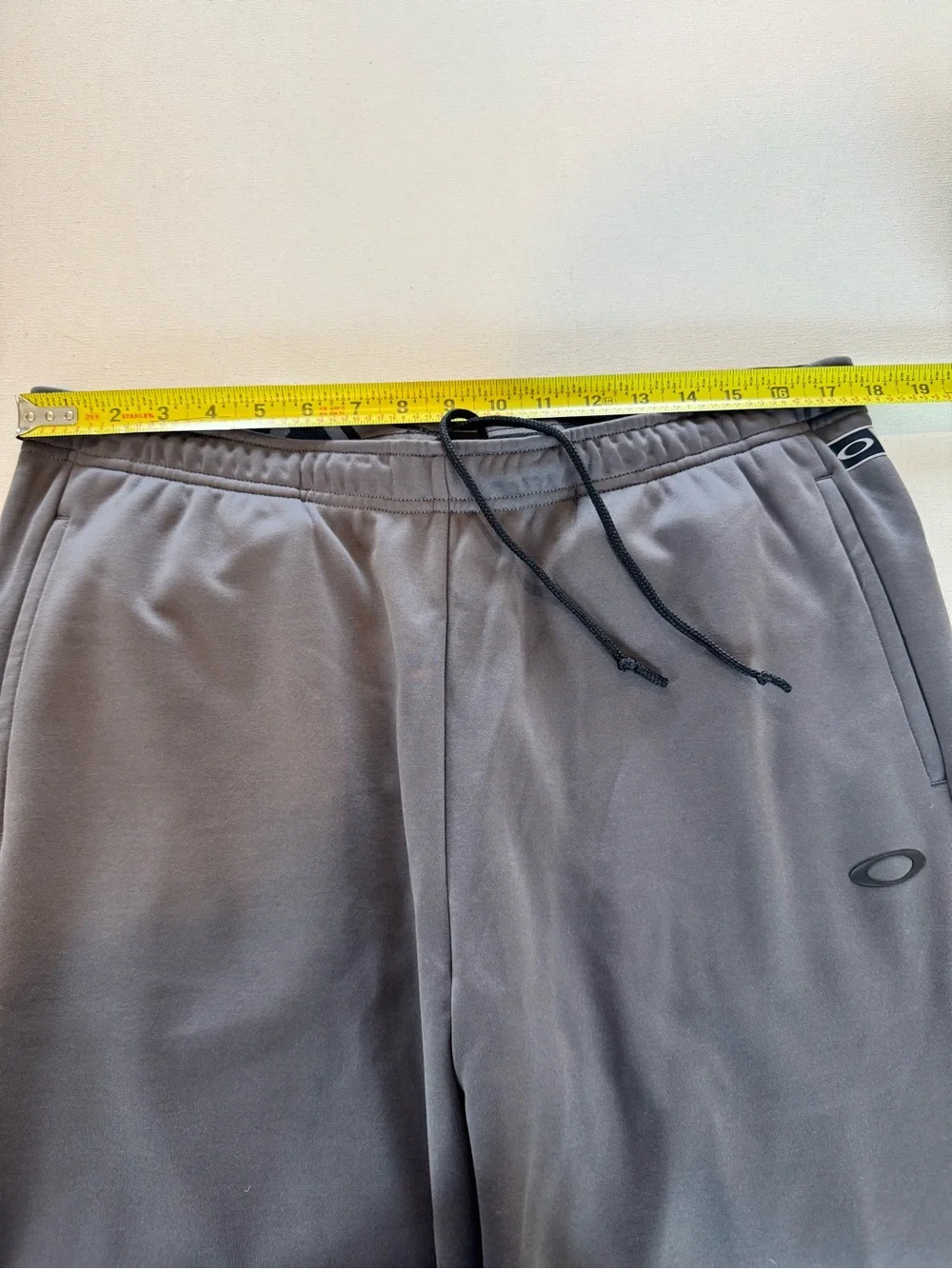 NWT Oakley Men L Gray Team Issue ENDURO PANT Sweatpants Joggers